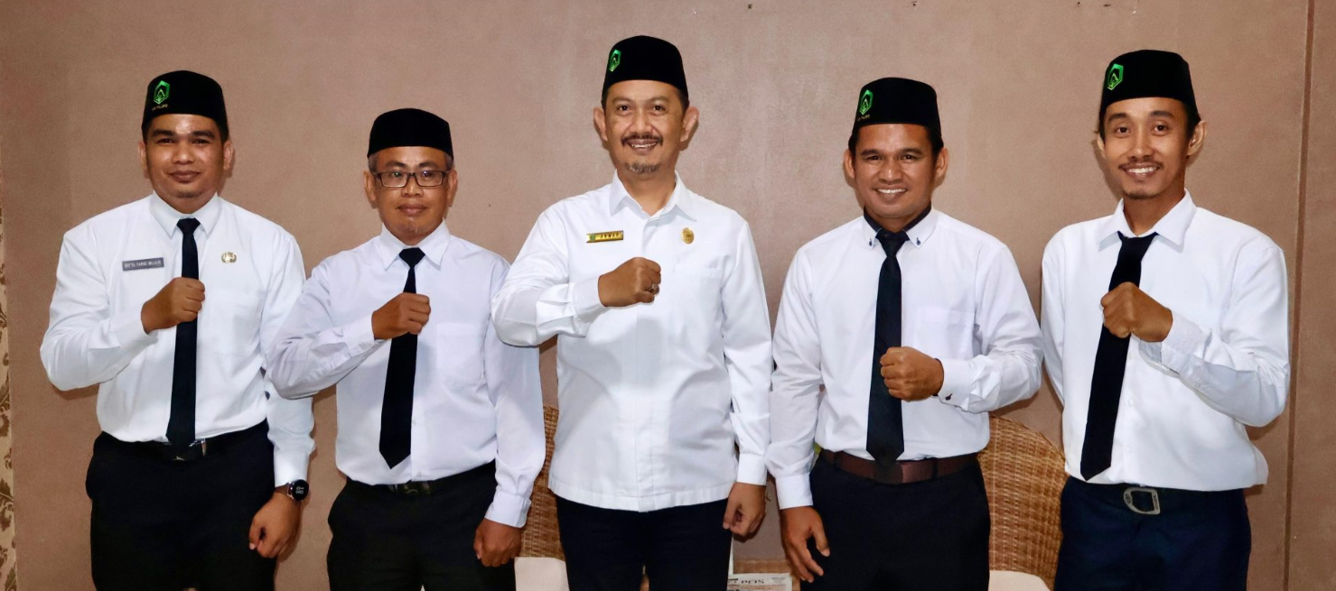 Furqan, Tendik FEBI IAIN Palopo, Dikukuhkan dalam Jabatan Fungsional Analis SDM Aparatur